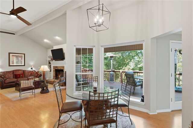 7 Brixham Lane, Bella Vista, AR 72714