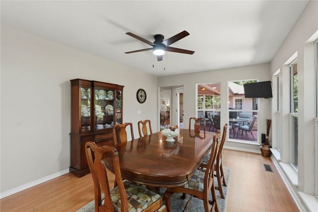7 Brixham Lane, Bella Vista, AR 72714