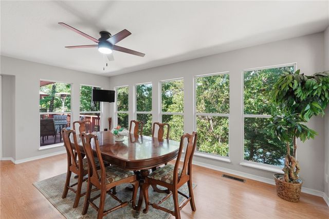 7 Brixham Lane, Bella Vista, AR 72714