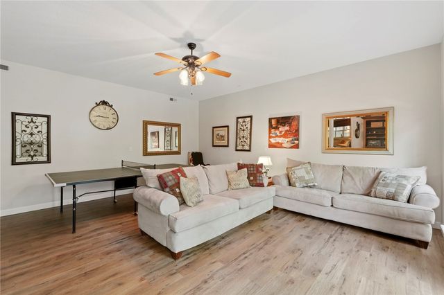 7 Brixham Lane, Bella Vista, AR 72714
