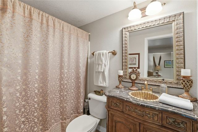 7 Brixham Lane, Bella Vista, AR 72714