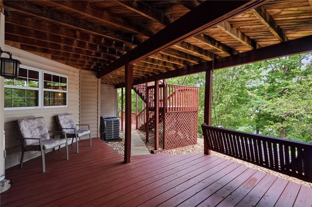 7 Brixham Lane, Bella Vista, AR 72714
