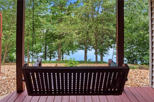 7 Brixham Lane, Bella Vista, AR 72714