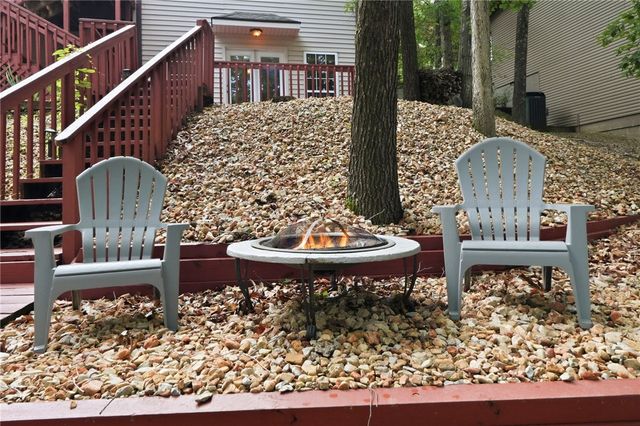 7 Brixham Lane, Bella Vista, AR 72714
