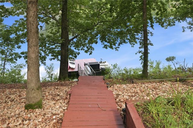 7 Brixham Lane, Bella Vista, AR 72714