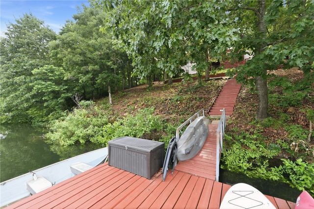 7 Brixham Lane, Bella Vista, AR 72714