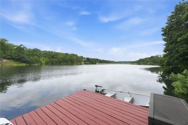 7 Brixham Lane, Bella Vista, AR 72714