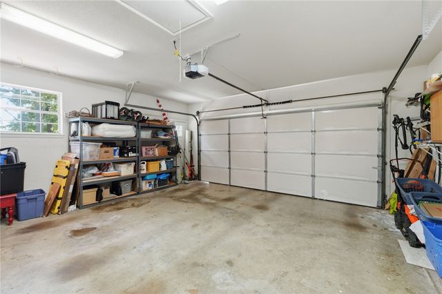 7 Brixham Lane, Bella Vista, AR 72714