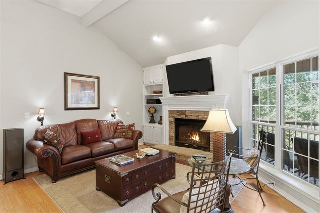 7 Brixham Lane, Bella Vista, AR 72714