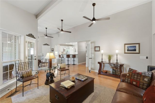 7 Brixham Lane, Bella Vista, AR 72714