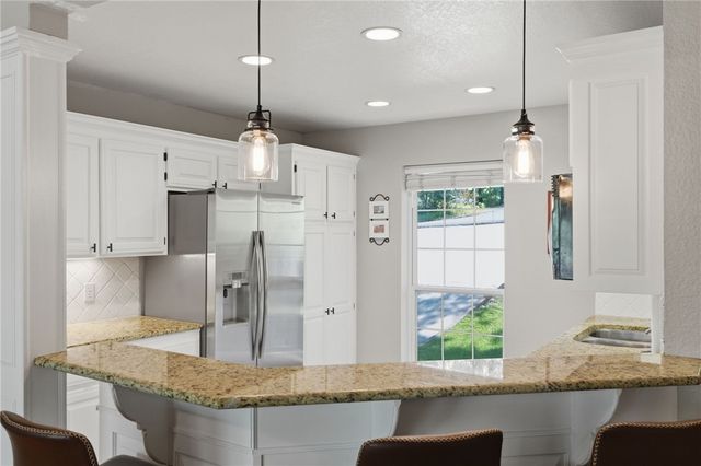 7 Brixham Lane, Bella Vista, AR 72714