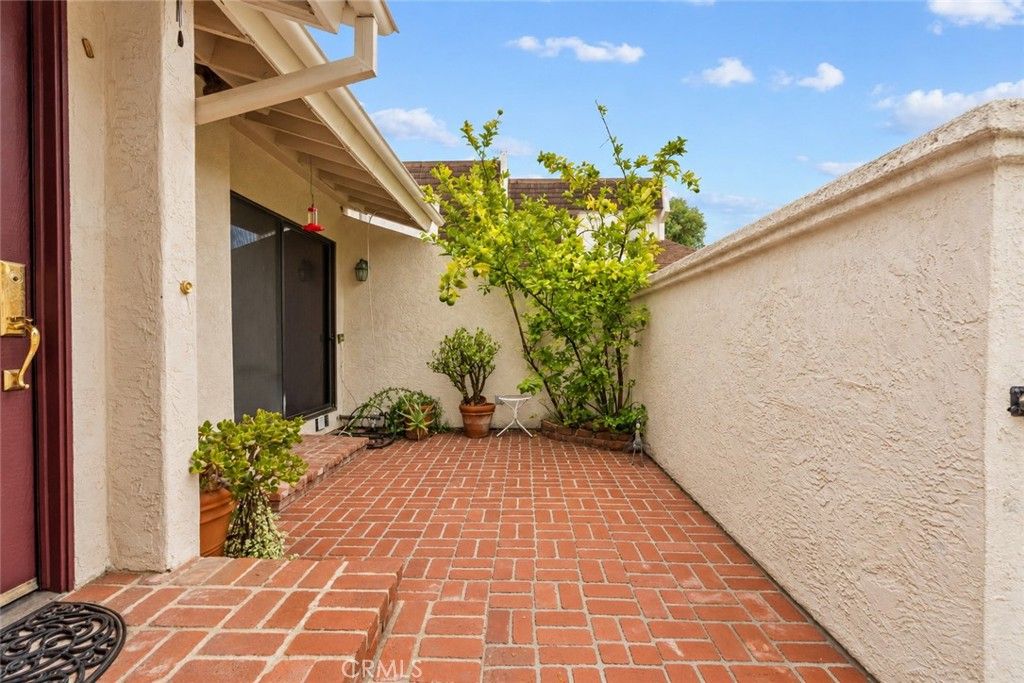 6249 Randi Avenue, Woodland Hills, CA 91367 — photo 5