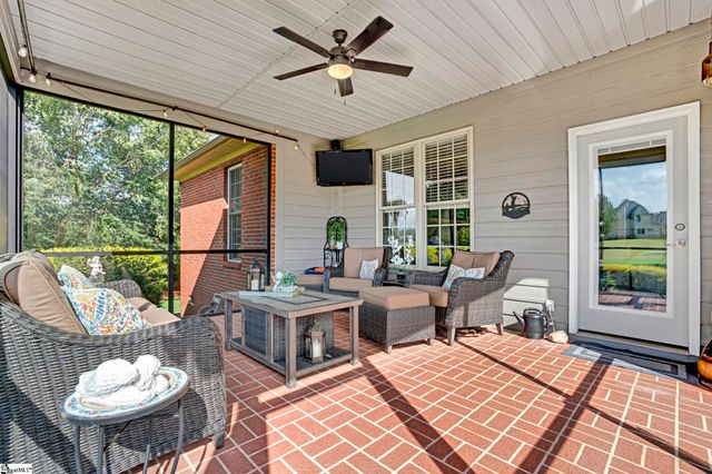 621 Parkland Avenue, Inman, SC 29349