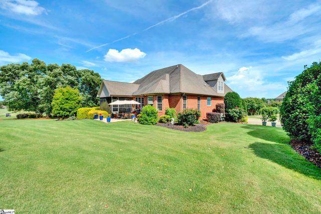 621 Parkland Avenue, Inman, SC 29349