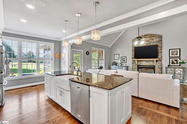 621 Parkland Avenue, Inman, SC 29349