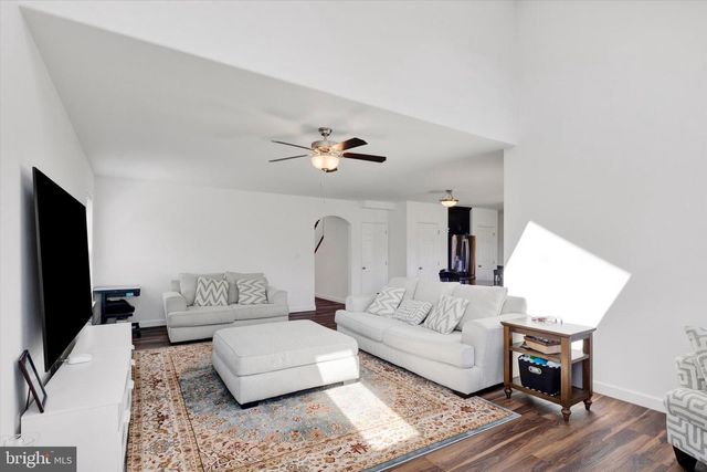 436 W GLEN TILT AVE, Wernersville, PA 19565