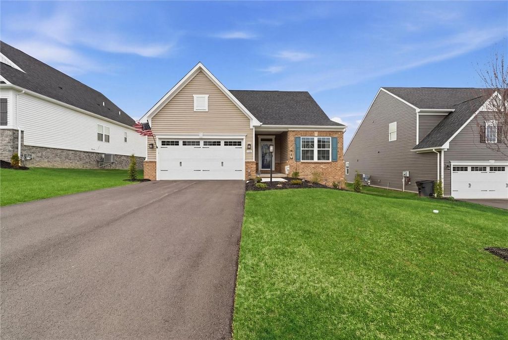 138 Pleasant Grove Ct, Pleasant Hills, PA 15025