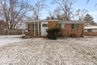 15211 Joan Street, Oak Park, MI 48237
