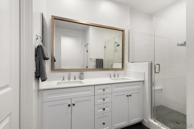 1107 Hibiscus Way, Oceanside, CA 92054