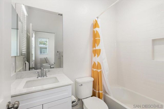 1107 Hibiscus Way, Oceanside, CA 92054