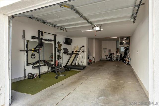 1107 Hibiscus Way, Oceanside, CA 92054