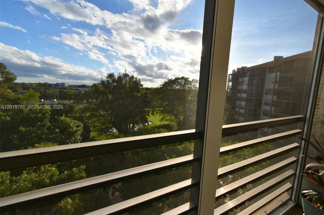 1100 Saint Charles Pl 620, Pembroke Pines, FL 33026