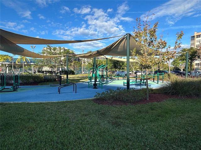 1100 Saint Charles Pl 620, Pembroke Pines, FL 33026