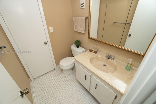 1100 Saint Charles Pl 620, Pembroke Pines, FL 33026