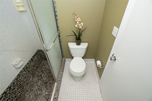 1100 Saint Charles Pl 620, Pembroke Pines, FL 33026