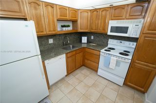 1100 Saint Charles Pl 620, Pembroke Pines, FL 33026