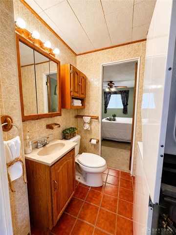 634 Cherry Blossom Drive, West Carrollton, OH 45449