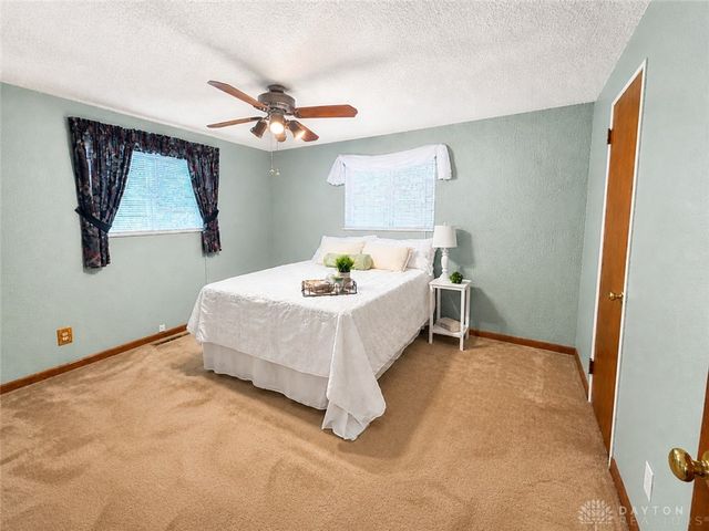 634 Cherry Blossom Drive, West Carrollton, OH 45449