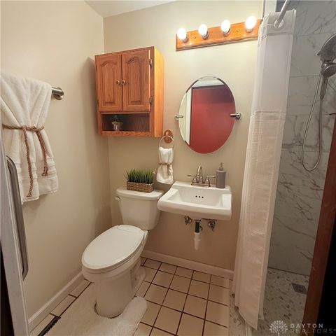 634 Cherry Blossom Drive, West Carrollton, OH 45449