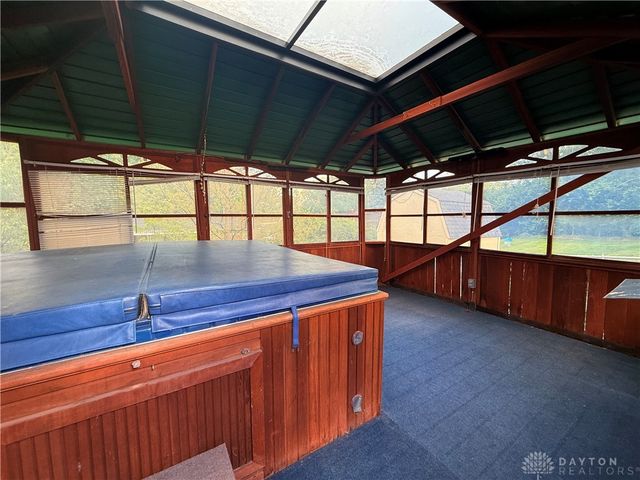 634 Cherry Blossom Drive, West Carrollton, OH 45449