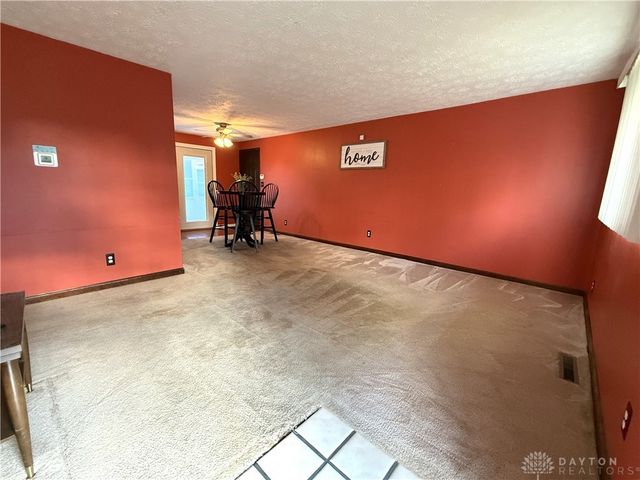 634 Cherry Blossom Drive, West Carrollton, OH 45449