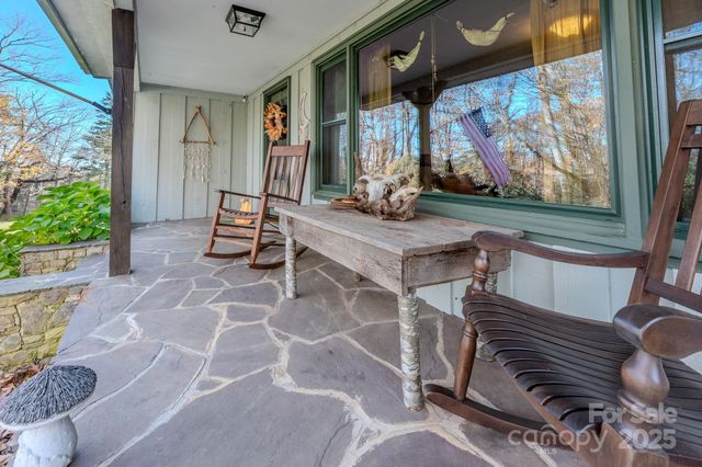 127 Reid Queen Drive, Little Switzerland, NC 28749