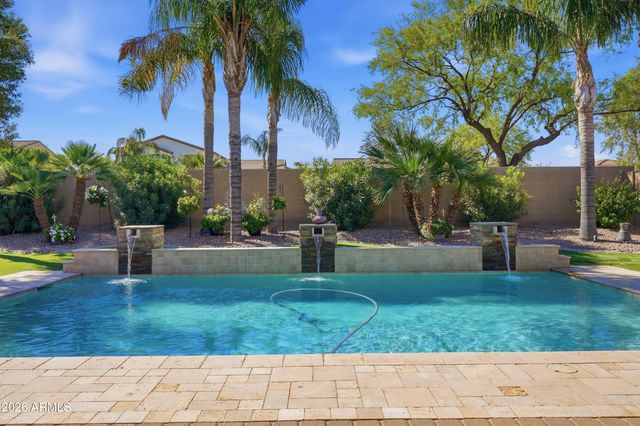 22025 E CALLE DE FLORES Street, Queen Creek, AZ 85142