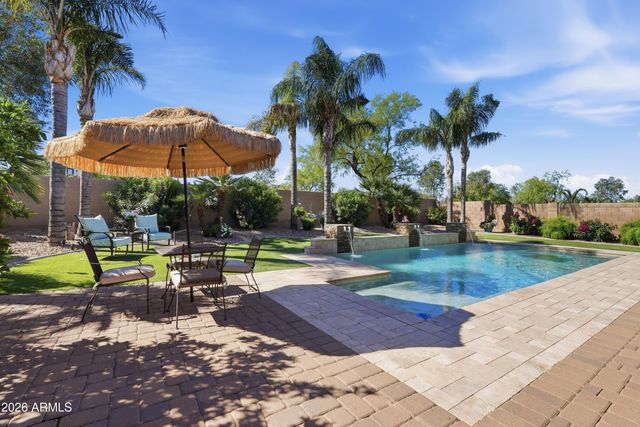 22025 E CALLE DE FLORES Street, Queen Creek, AZ 85142