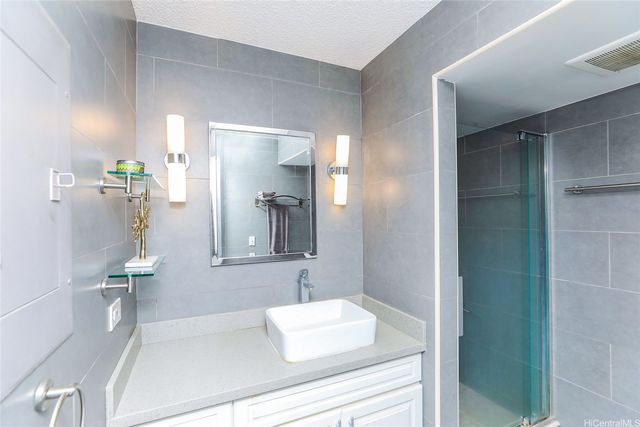 2240 Kuhio Avenue 3606, Honolulu, HI 96815