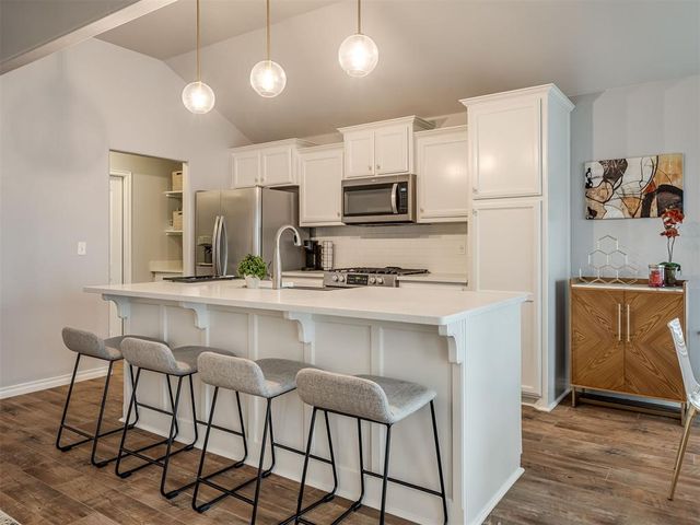 3049 NW 182nd Street, Edmond, OK 73012