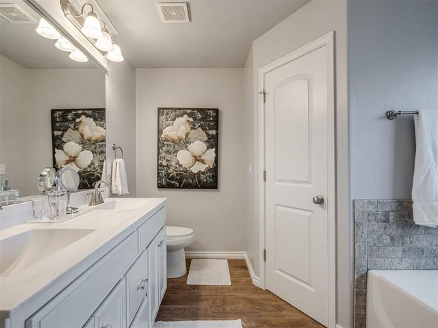 3049 NW 182nd Street, Edmond, OK 73012