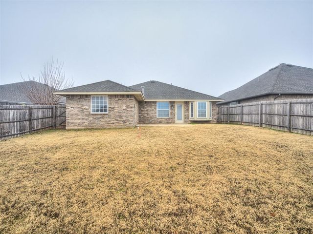 3049 NW 182nd Street, Edmond, OK 73012