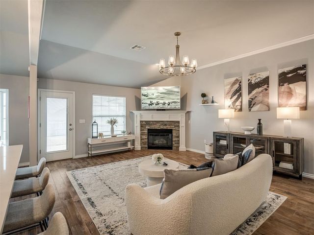 3049 NW 182nd Street, Edmond, OK 73012