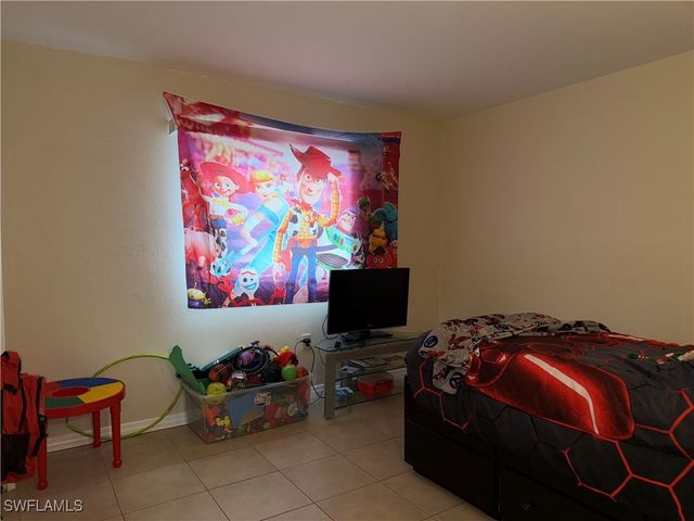 2828 Jackson ST C5, Fort Myers, FL 33901