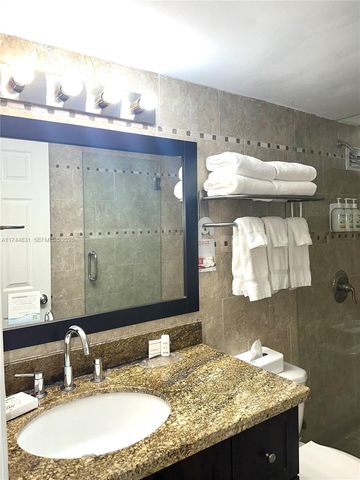 19201 Collins Avenue 435, Sunny Isles Beach, FL 33160