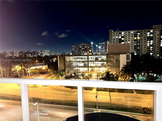 19201 Collins Avenue 435, Sunny Isles Beach, FL 33160