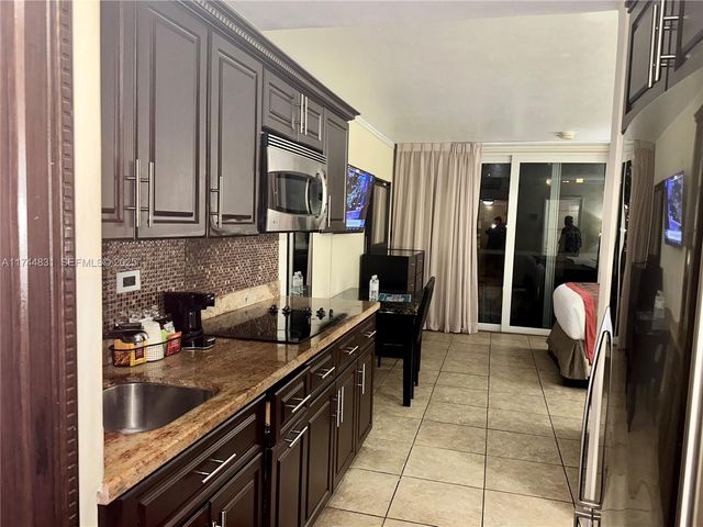 19201 Collins Avenue 435, Sunny Isles Beach, FL 33160