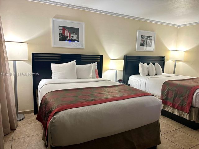 19201 Collins Avenue 435, Sunny Isles Beach, FL 33160