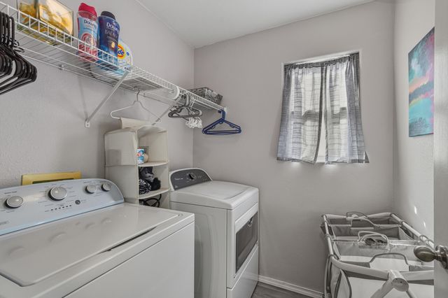 3034 Morrissey Street SW, Albuquerque, NM 87121