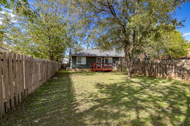 420 Sailmaster ST B, Lakeway, TX 78734